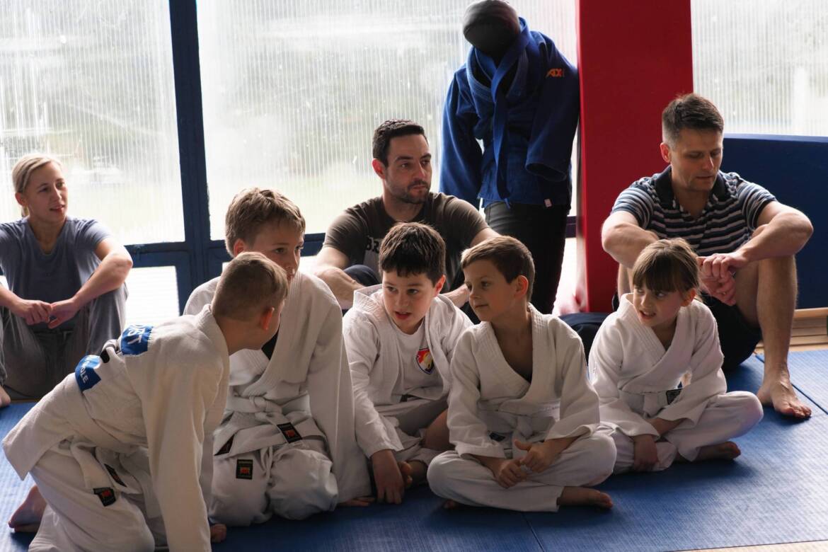 SPORT JĘZYKIEM UNIWERSALNYM